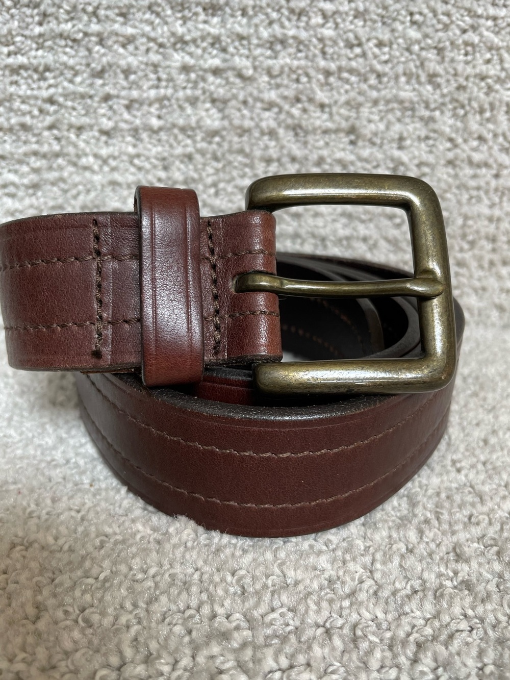 Eddie Bauer Size 42 Brown Leather Stitching Accented Brass Buckle Casual Belt